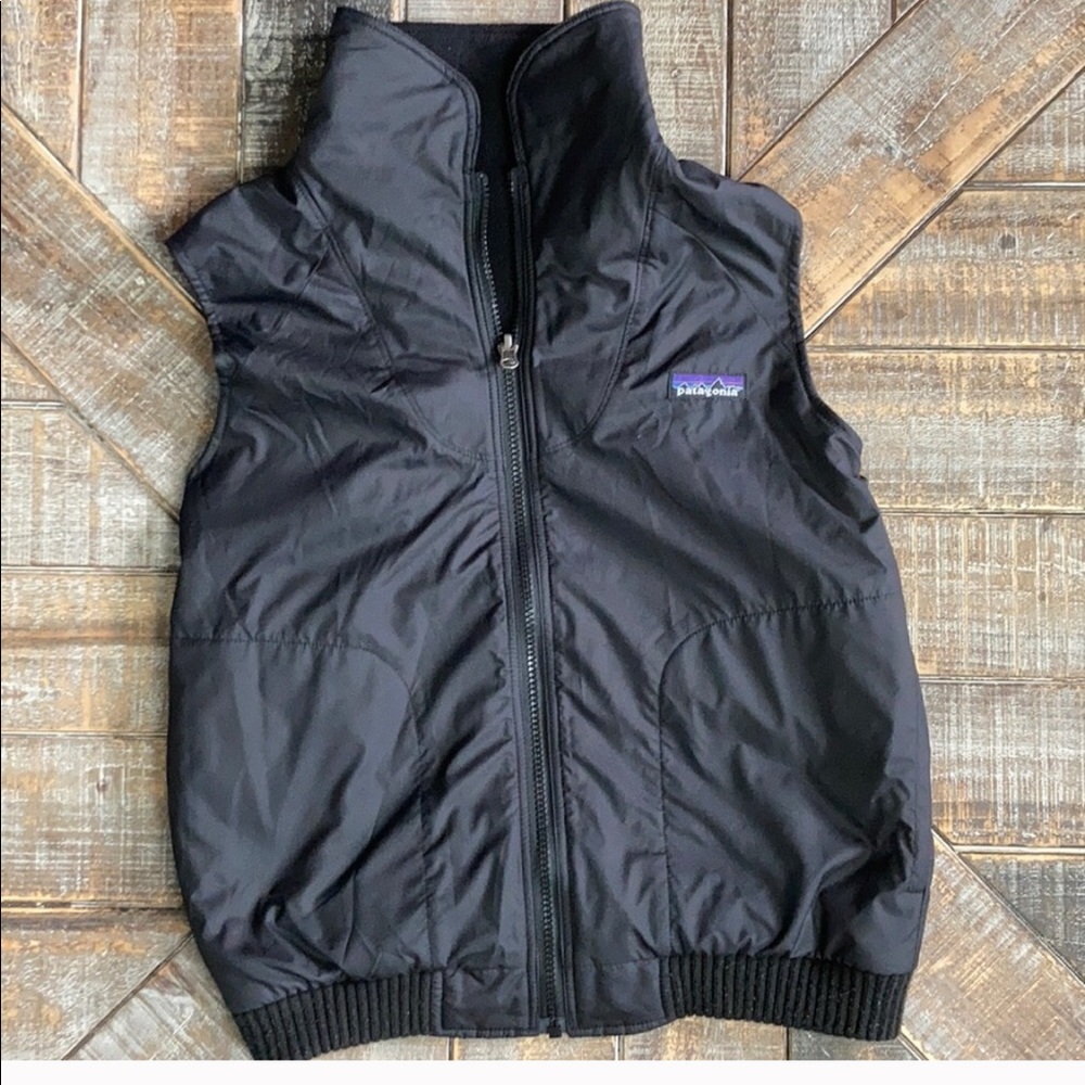Patagonia reversible vest. Small.